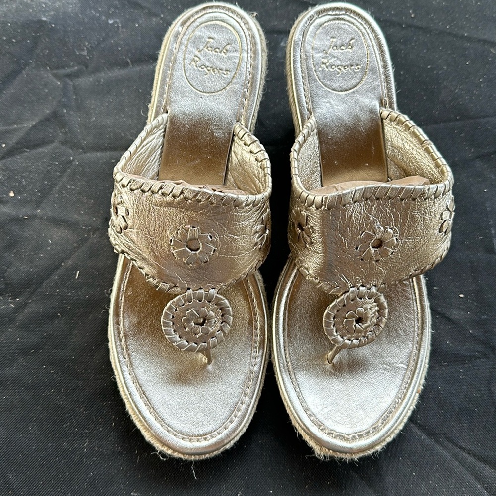 JACK ROGERS PALE GOLD LEATHER SANDAL